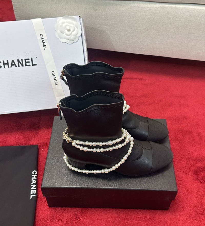 Ch*el boots